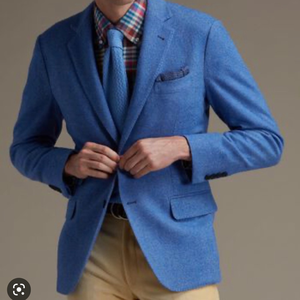 Paul Stuart
Solid Wool Soft Constructed Jacket
Starting at $4,495.00 never worn!